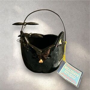 Williraye Studio ceramic black cat cauldron candle holder NWT